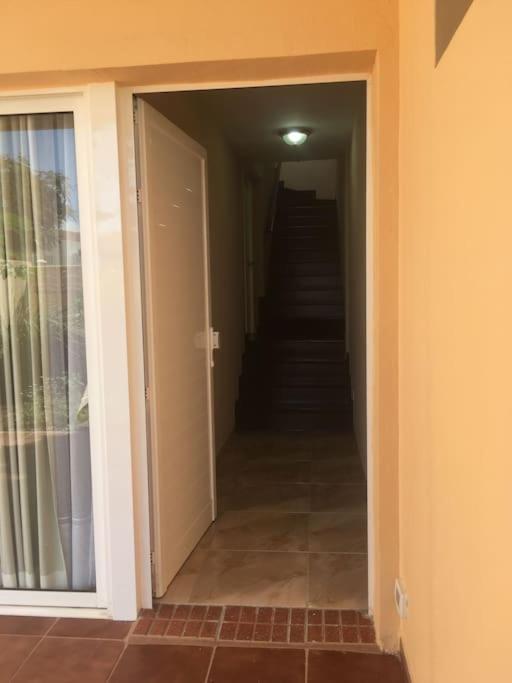אדחה Independiente Estudio En Acogedora Casita De Mai מראה חיצוני תמונה