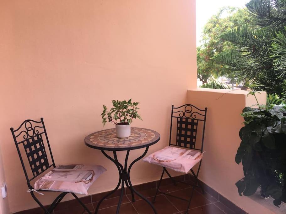 אדחה Independiente Estudio En Acogedora Casita De Mai מראה חיצוני תמונה