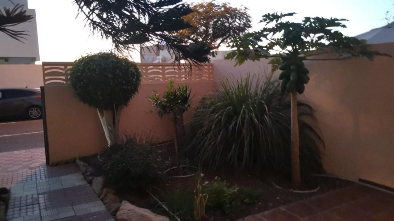 אדחה Independiente Estudio En Acogedora Casita De Mai מראה חיצוני תמונה